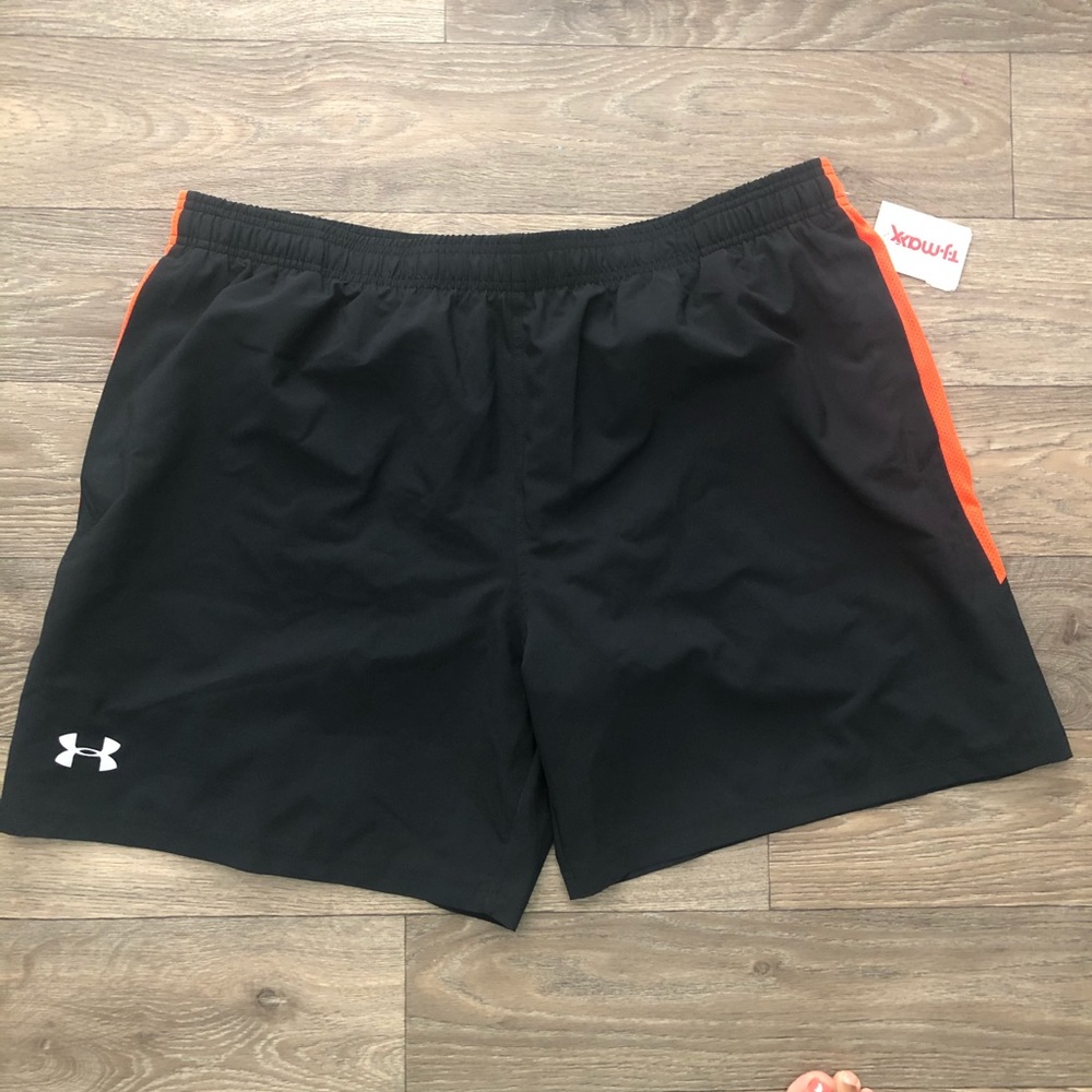 Men’s Under Armour Workout Active Shorts XXL NWT